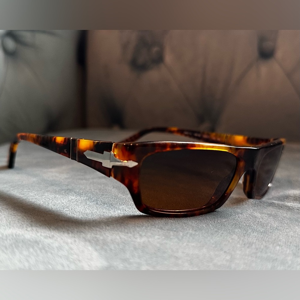 Persol sunglasses, unisex model 2867-S; 108/3C